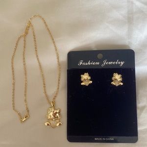 Hello Kitty Necklace & Earring Set